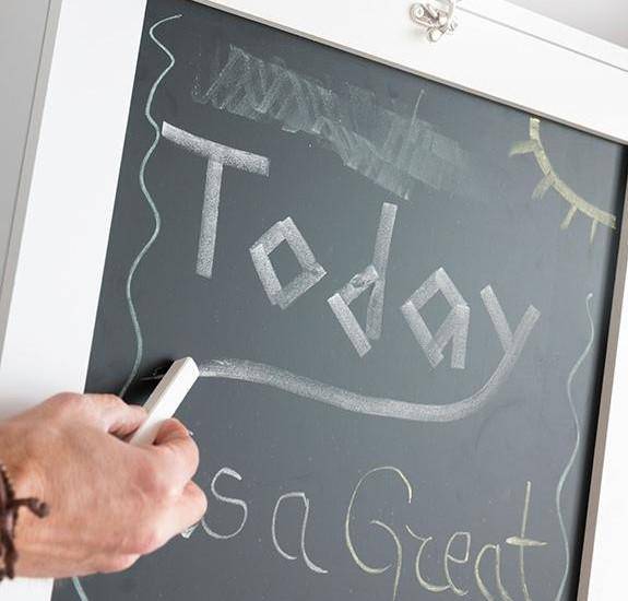 Klappschreibtisch für die Wand - Objectzz