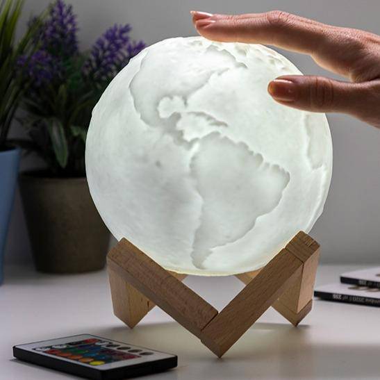 LED-Lampe Planet Erde - Objectzz