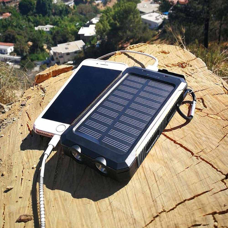 Solar Powerbank mit Kompass und LED-Lampe